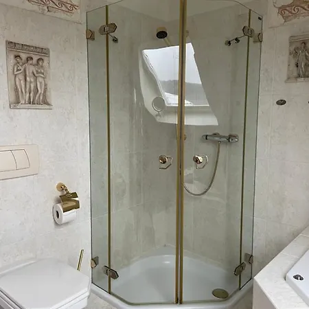 Weitblick Auf Berg, Wald Und Wiese Schmallenberg