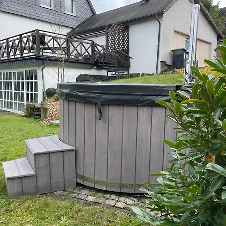 Holiday home Weitblick Auf Berg, Wald Und Wiese *