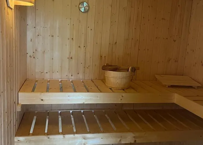 Weitblick Auf Berg, Wald Und Wiese Schmallenberg