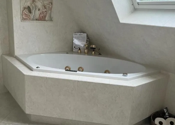 Weitblick Auf Berg, Wald Und Wiese Vakantiehuis *