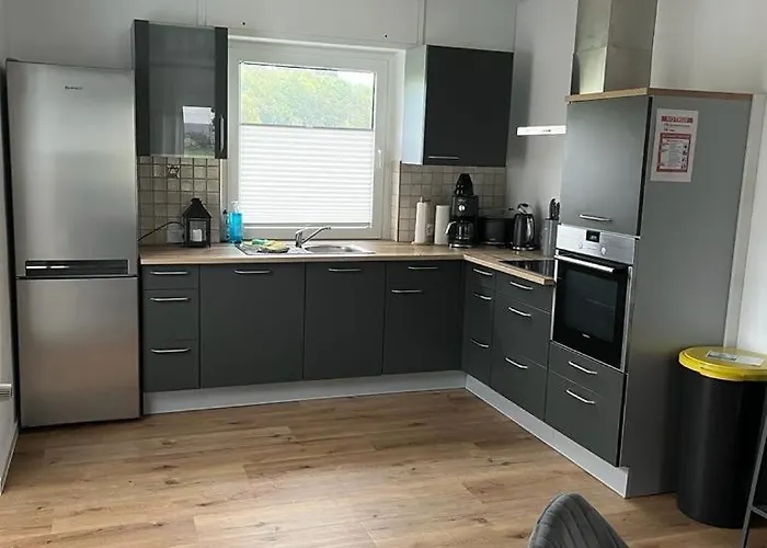 Weitblick Auf Berg, Wald Und Wiese * Schmallenberg